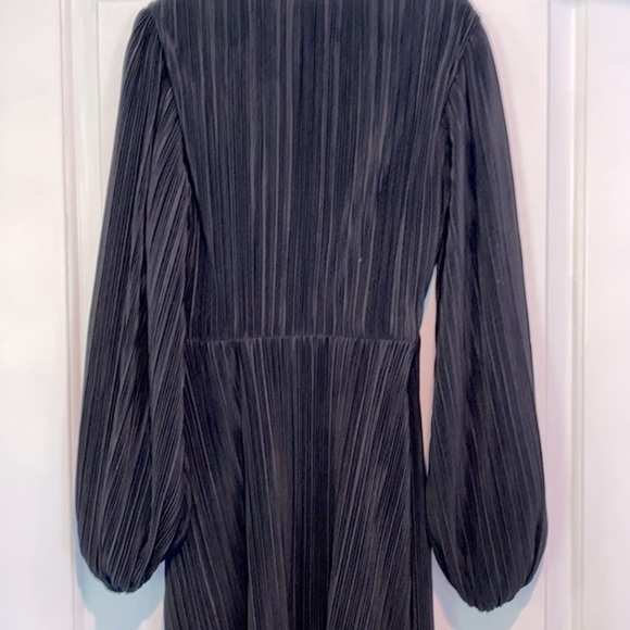 H&M black crinkle fabric faux wrap party dress size small - Picture 9 of 11